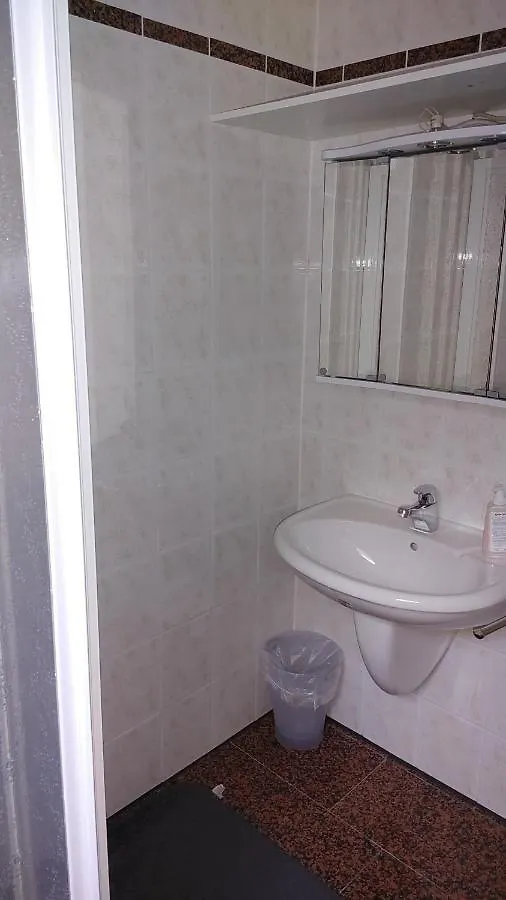 Gemuetliche Einliegerwohnung Ohne Kueche In Hoesbach-Rottenberg Apartment