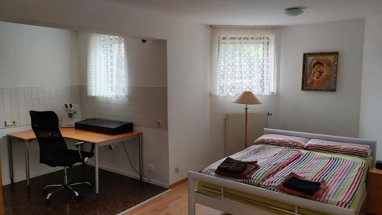 Gemuetliche Einliegerwohnung Ohne Kueche In Hoesbach-Rottenberg 0*, Hoesbach Germany